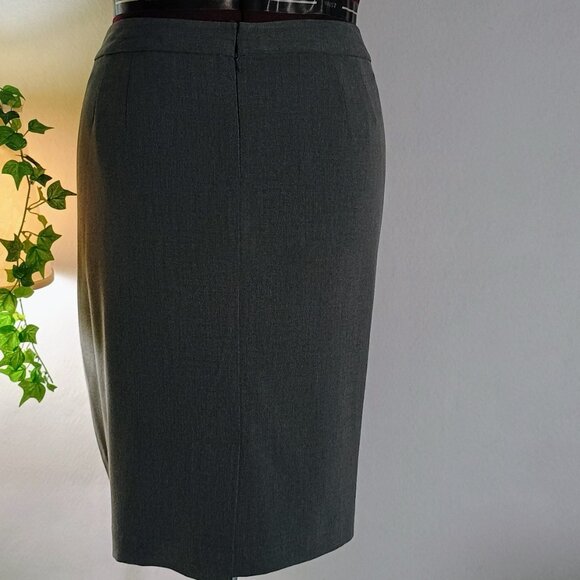 EUC: Jones & Co Size 18 Gray Three-Piece Suit - Picture 9 of 15